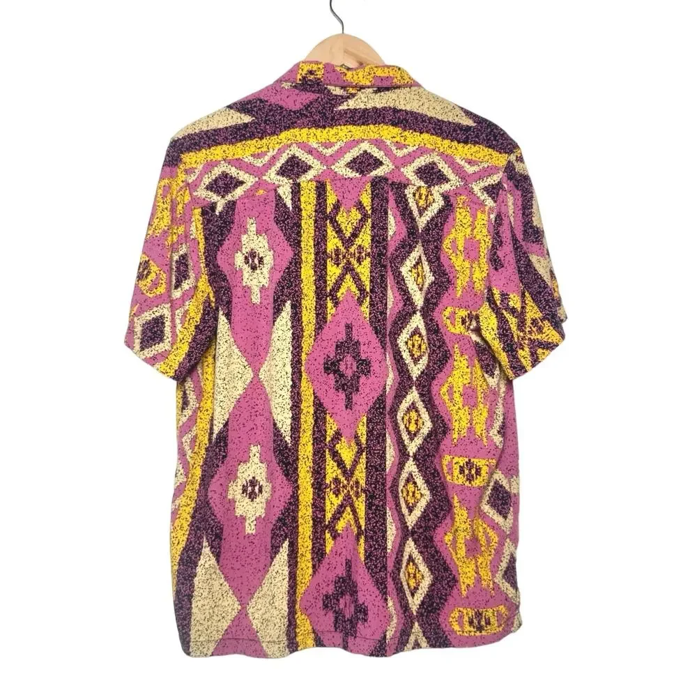 Urban Outfitters | Men | Southwestern Diamond Print Button Up Shirt | Medium - Picture 3 of 9